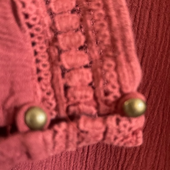 Boho Crepe Top with Crochet Trimmed sleeves - Picture 5 of 5